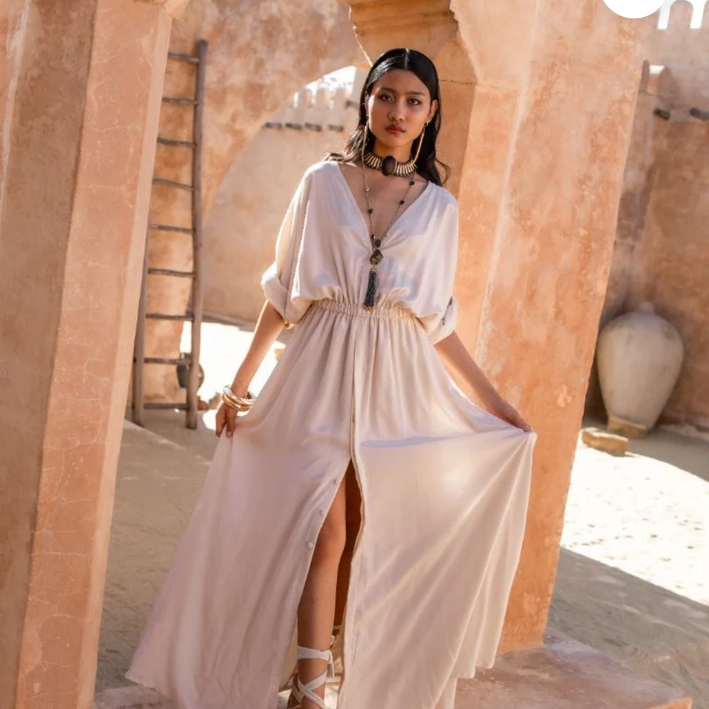Elegant Cream Maxi Dress with Front Slit